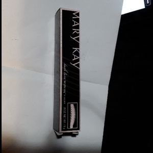 Mary Kay Lash Love Mascara